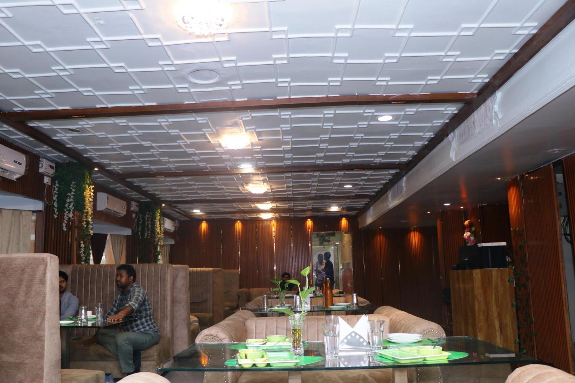 Hotel Samrat International Patna  Zewnętrze zdjęcie