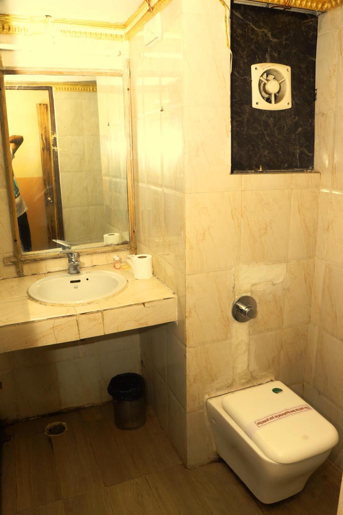Hotel Samrat International Patna  Zewnętrze zdjęcie